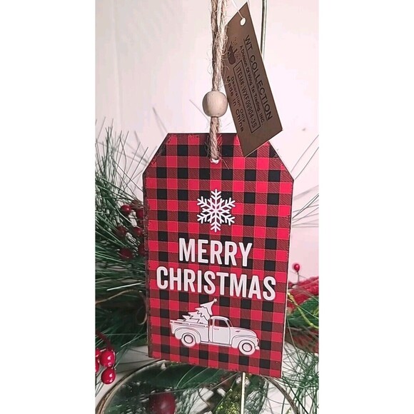 NWT 6"X3.5" Merry Christmas Wood Beaded  Tag Ornament Buffalo Check Farmhouse - Picture 1 of 7